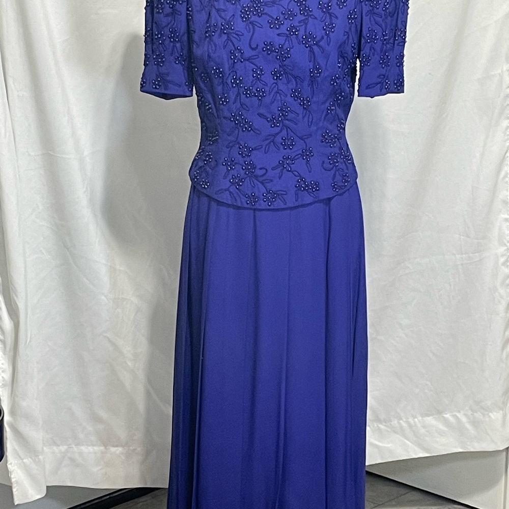 Marie St Claire Blue formal Women's Dress. Size 6. Beaded. Mother of Bride.